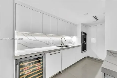 9801 Collins Avenue Bal Harbour FL 33154