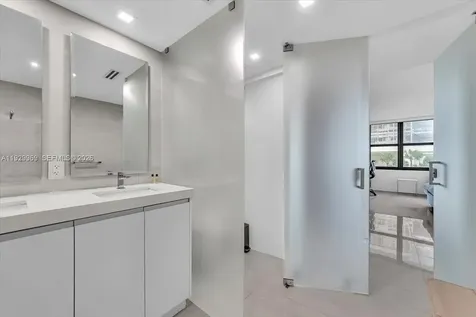 9801 Collins Avenue Bal Harbour FL 33154