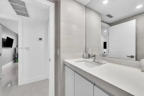 9801 Collins Avenue Bal Harbour FL 33154