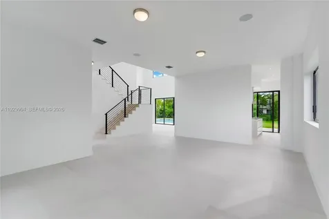 16492 S Botaniko Drive S Weston FL 33326