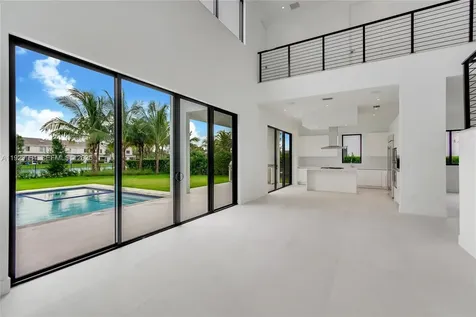 16492 S Botaniko Drive S Weston FL 33326