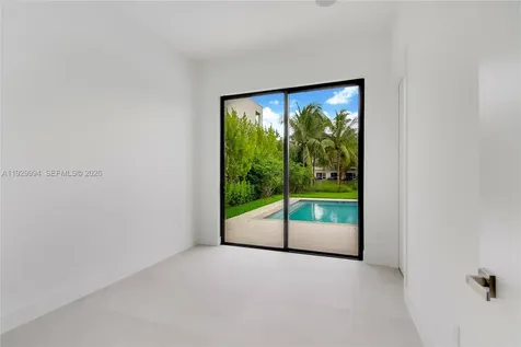 16492 S Botaniko Drive S Weston FL 33326