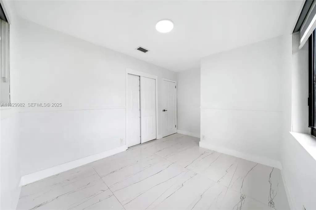 2401 SW 45th Avenue Fort Lauderdale FL 33317