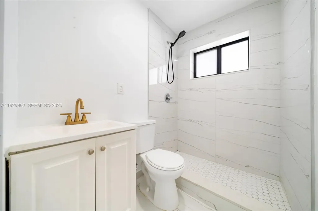 2401 SW 45th Avenue Fort Lauderdale FL 33317