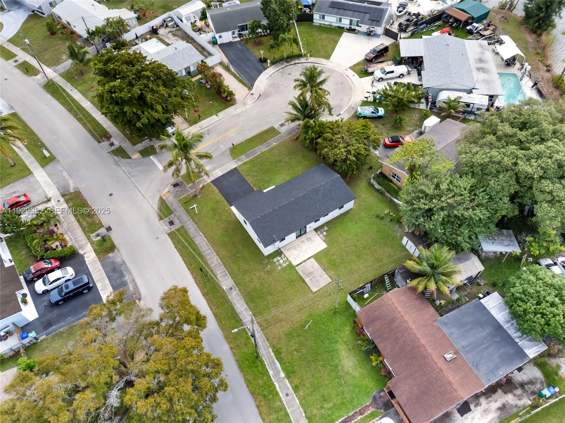 2401 SW 45th Avenue Fort Lauderdale FL 33317