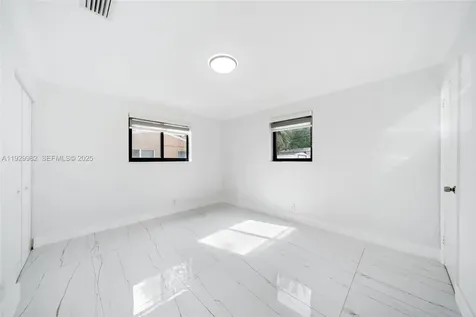 2401 SW 45th Avenue Fort Lauderdale FL 33317