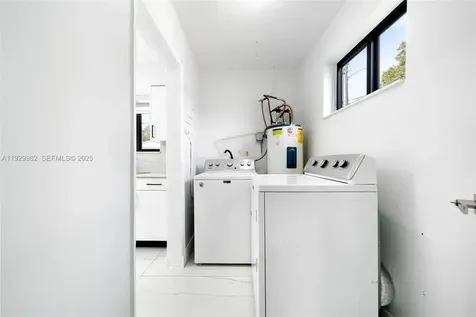 2401 SW 45th Avenue Fort Lauderdale FL 33317