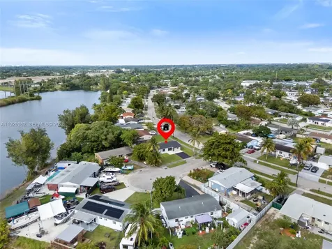 2401 SW 45th Avenue Fort Lauderdale FL 33317