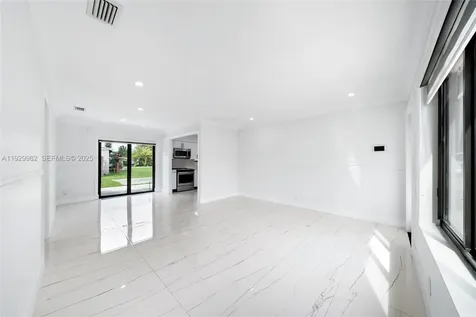 2401 SW 45th Avenue Fort Lauderdale FL 33317