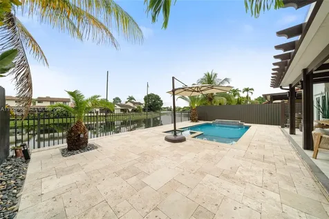 12728 SW 64th Terrace Miami FL 33183