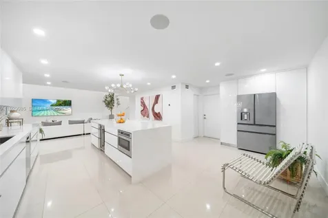 12728 SW 64th Terrace Miami FL 33183