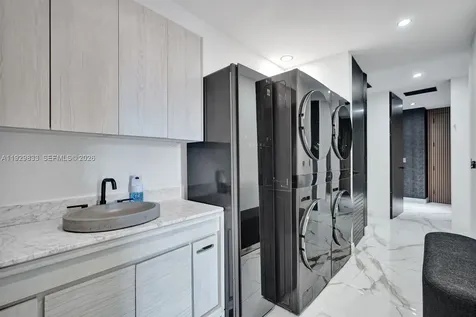 3300 NE 188th Street Aventura FL 33180