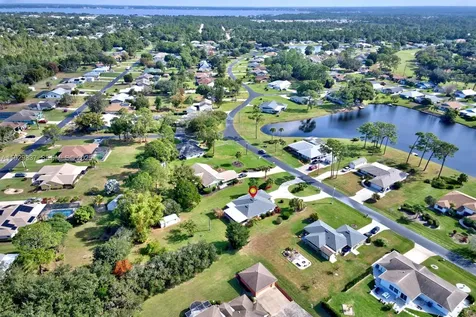 3613 Divot Road Sebring FL 33872