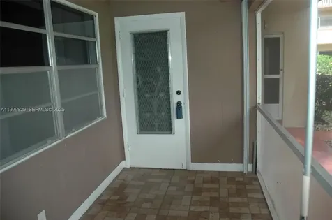 5300 Washington Street Hollywood FL 33021