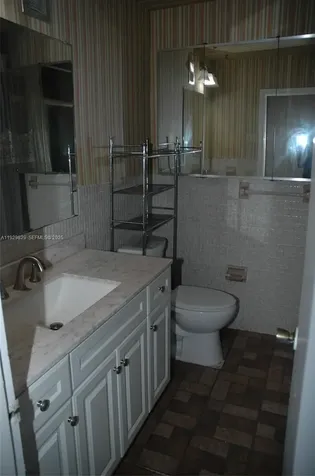 5300 Washington Street Hollywood FL 33021