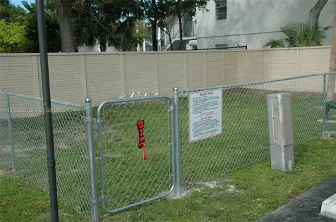 5300 Washington Street Hollywood FL 33021