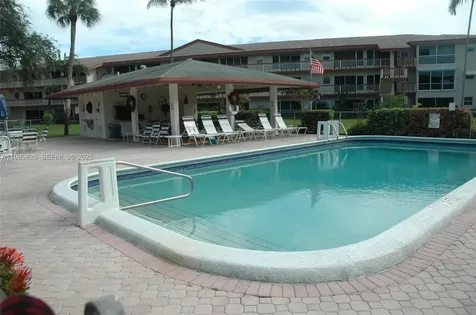5300 Washington Street Hollywood FL 33021