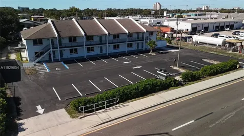 2700 Evans Fort Myers FL 33901