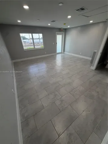 2700 Evans Fort Myers FL 33901