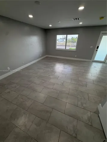 2700 Evans Fort Myers FL 33901