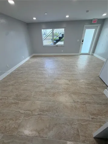 2700 Evans Fort Myers FL 33901