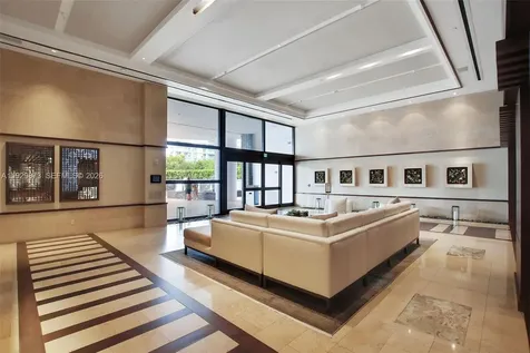 5875 Collins Avenue Miami Beach FL 33140