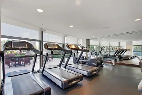 5875 Collins Avenue Miami Beach FL 33140