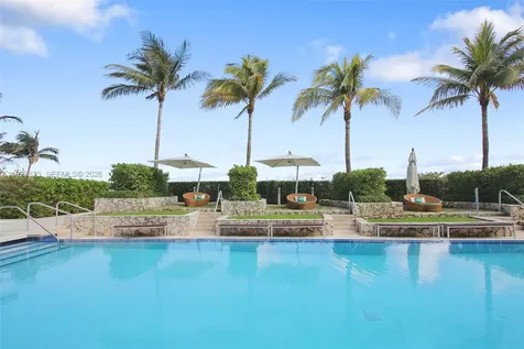5875 Collins Avenue Miami Beach FL 33140