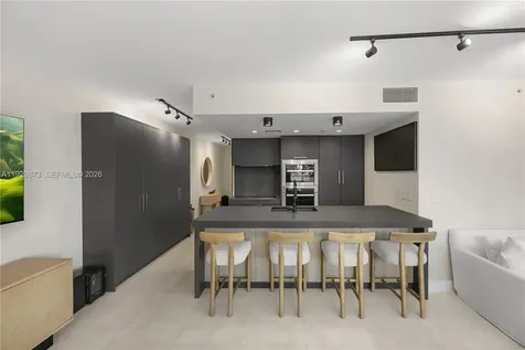 5875 Collins Avenue Miami Beach FL 33140