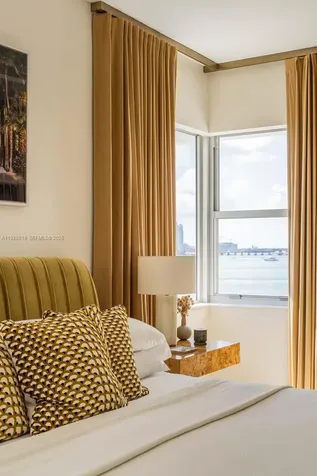 16 Island Avenue Miami Beach FL 33139