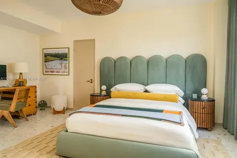 16 Island Avenue Miami Beach FL 33139