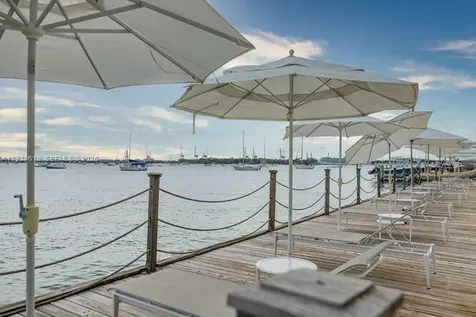 16 Island Avenue Miami Beach FL 33139