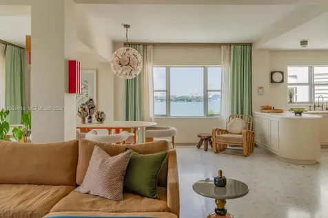 16 Island Avenue Miami Beach FL 33139