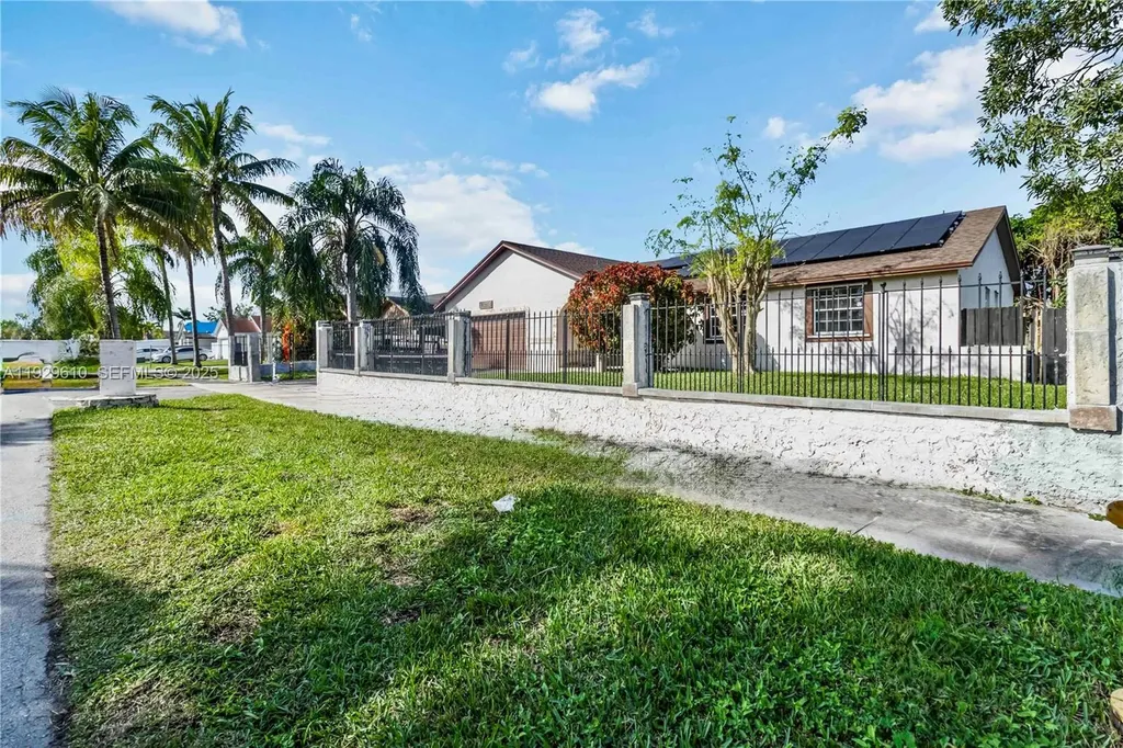 13731 SW 284th Street Homestead FL 33033