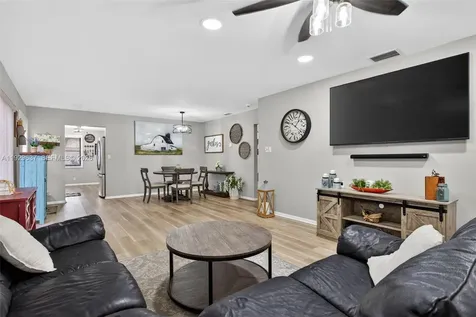 4409 Cordia Circle Coconut Creek FL 33066