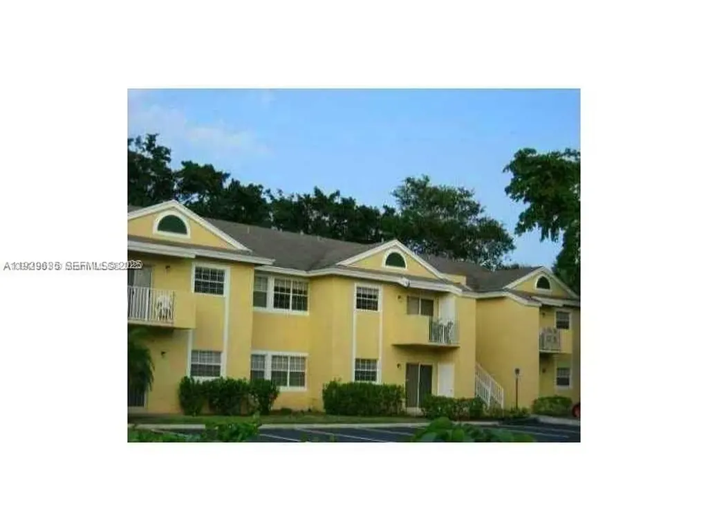 1731 NW 96th Terrace Pembroke Pines FL 33024
