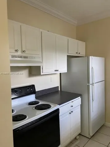 1731 NW 96th Terrace Pembroke Pines FL 33024