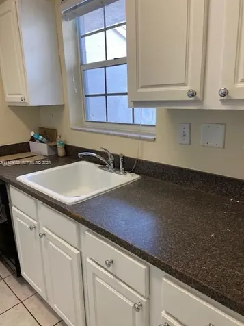 1731 NW 96th Terrace Pembroke Pines FL 33024