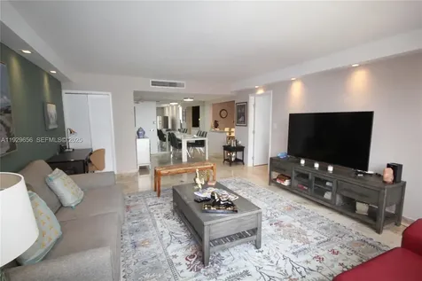 5161 Collins Avenue Miami Beach FL 33140