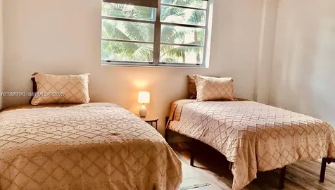 4001 S Ocean Drive Hollywood FL 33019