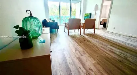 4001 S Ocean Drive Hollywood FL 33019
