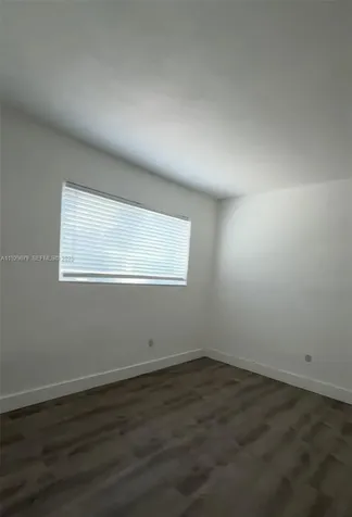 1895 Venice Park Drive Miami FL 33181