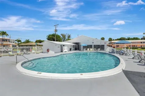 800 SW 10th Terrace Hallandale Beach FL 33009