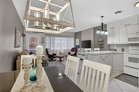 800 SW 10th Terrace Hallandale Beach FL 33009