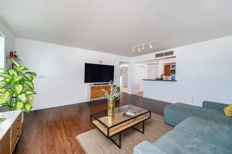 7350 SW 89th Street Miami FL 33156