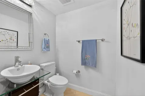 3330 NE 190th Street Aventura FL 33180