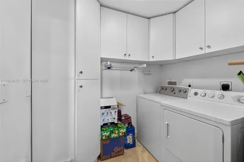 3330 NE 190th Street Aventura FL 33180