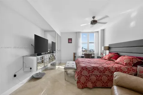 3330 NE 190th Street Aventura FL 33180