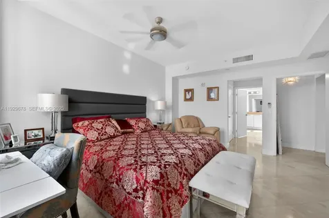 3330 NE 190th Street Aventura FL 33180