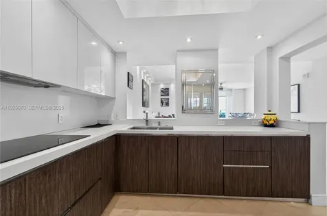 3330 NE 190th Street Aventura FL 33180